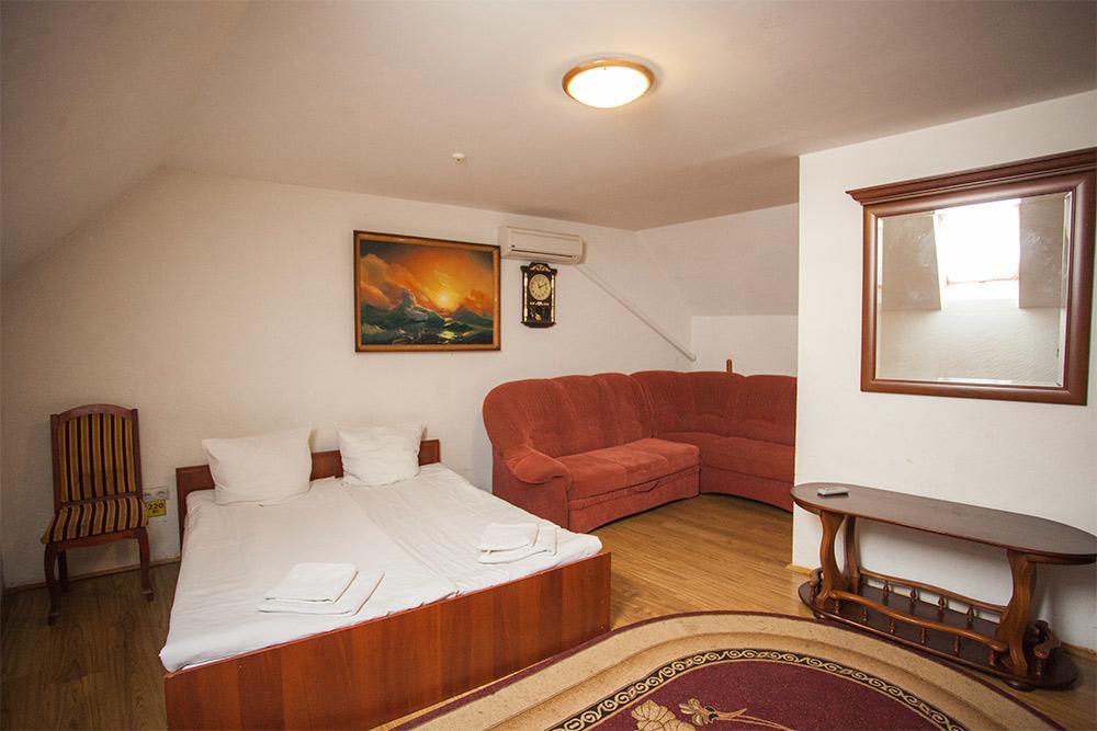 Hotel Gracia Berehowe Exterior foto